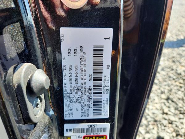 2023 TOYOTA TUNDRA SR5