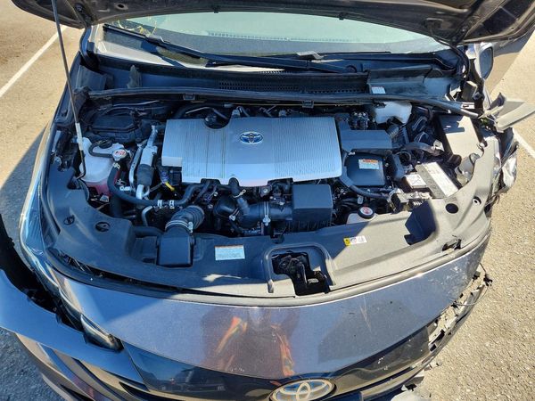 2022 TOYOTA PRIUS