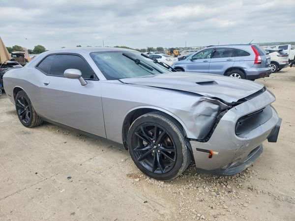 2017 DODGE CHALLENGER