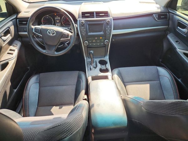 2017 TOYOTA CAMRY