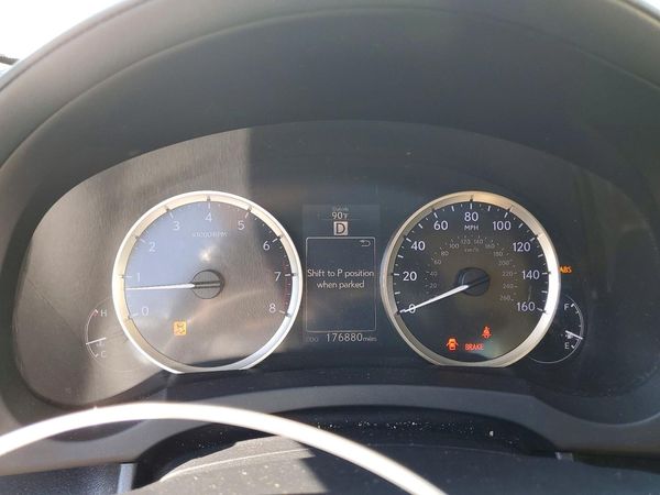 2016 LEXUS IS 300