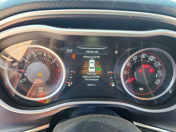2016 DODGE CHALLENGER