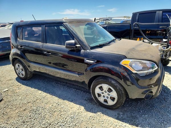 2013 KIA SOUL