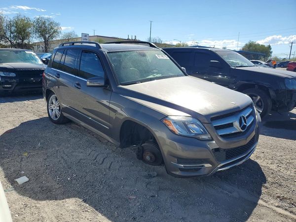 2015 MERCEDES-BENZ GLK