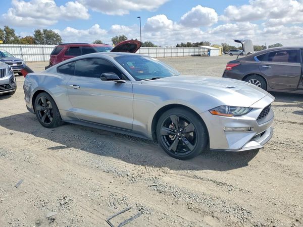 2022 FORD MUSTANG I4 Coupe — Passenger 3/4