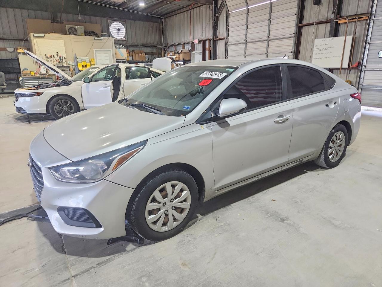 2019 HYUNDAI ACCENT SE and SEL