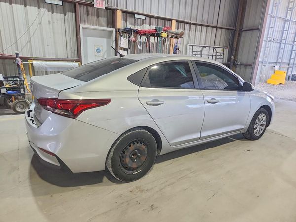 2019 HYUNDAI ACCENT SE and SEL