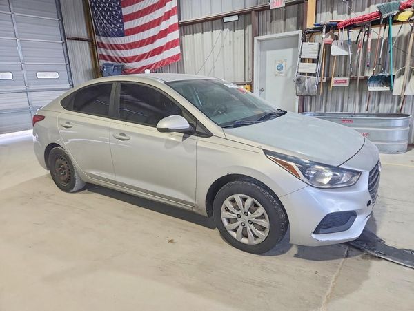 2019 HYUNDAI ACCENT SE and SEL