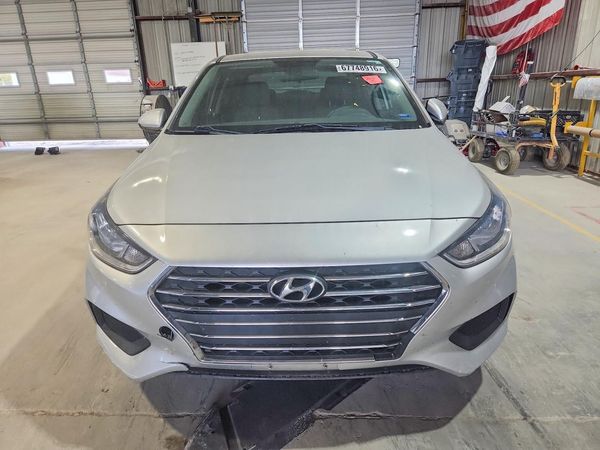 2019 HYUNDAI ACCENT SE and SEL