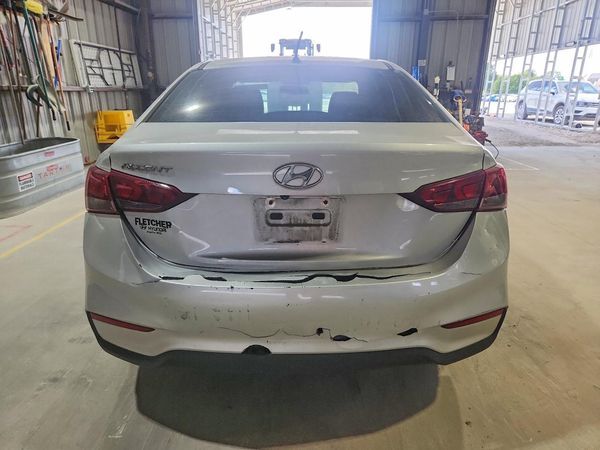 2019 HYUNDAI ACCENT SE and SEL
