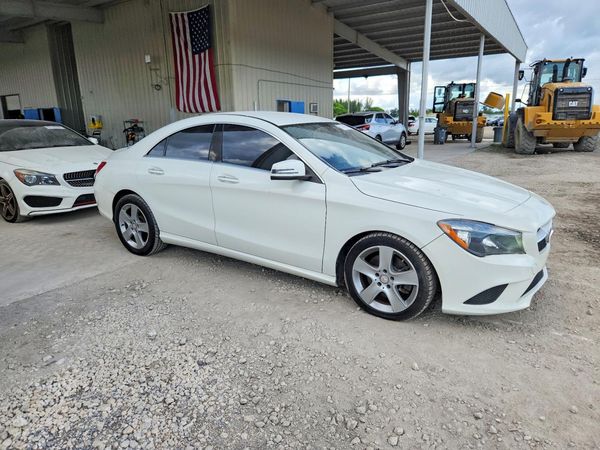 2016 MERCEDES-BENZ CLA CLA250 — Passenger 3/4