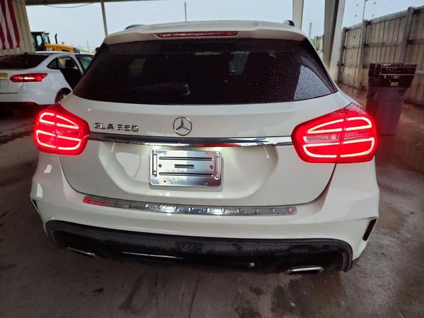 2016 MERCEDES-BENZ GLA GLA250 — DIRR