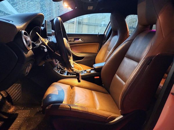 2016 MERCEDES-BENZ GLA GLA250 — DENT