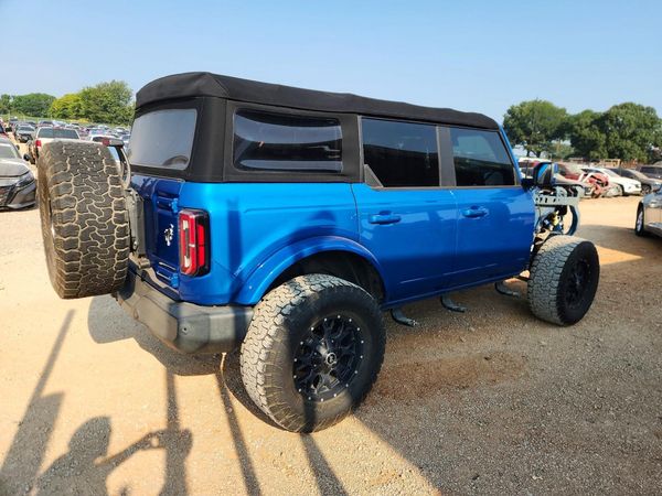 2022 FORD BRONCO