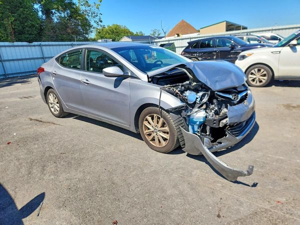 2015 HYUNDAI ELANTRA GLS(Middle)