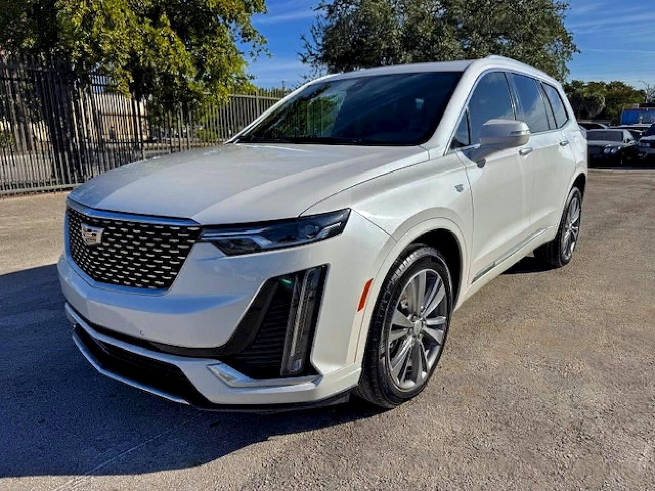 2021 CADILLAC XT6 Premium Luxury