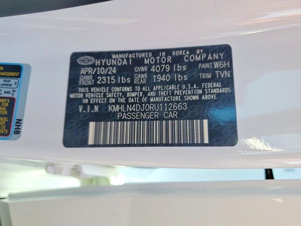 2024 HYUNDAI ELANTRA