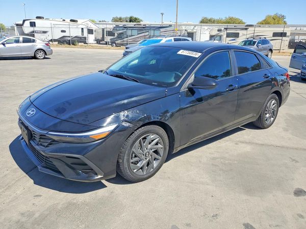 2024 HYUNDAI ELANTRA