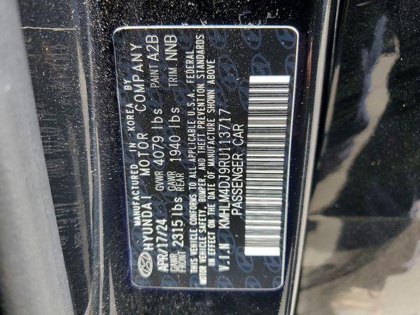 2024 HYUNDAI ELANTRA