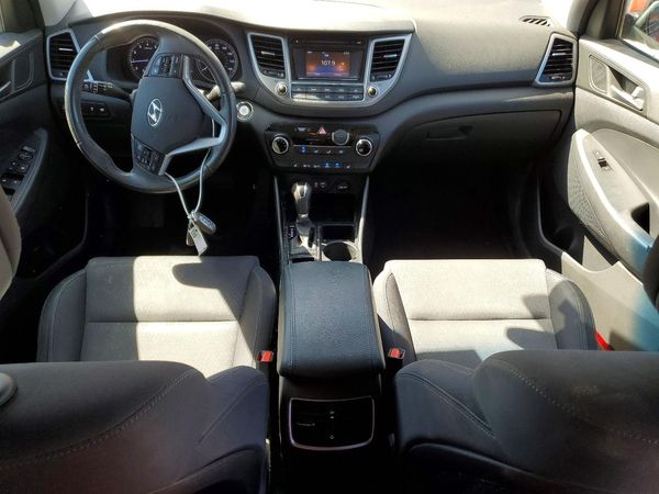 2017 HYUNDAI TUCSON