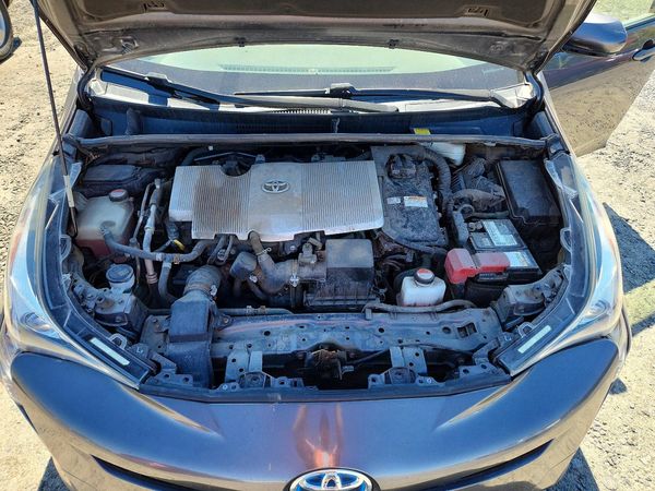 2016 TOYOTA PRIUS