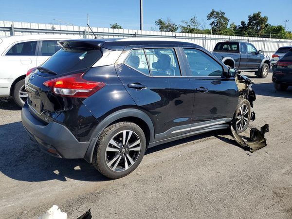 2019 NISSAN KICKS