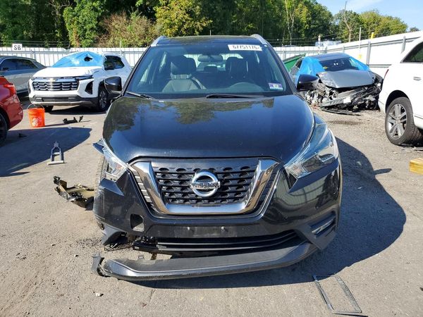 2019 NISSAN KICKS
