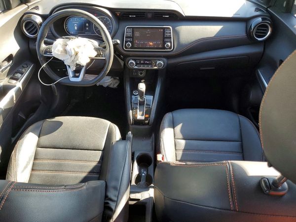 2019 NISSAN KICKS