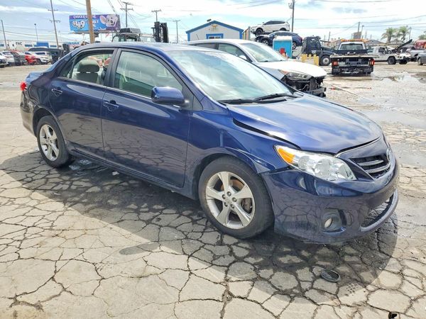 2013 TOYOTA COROLLA