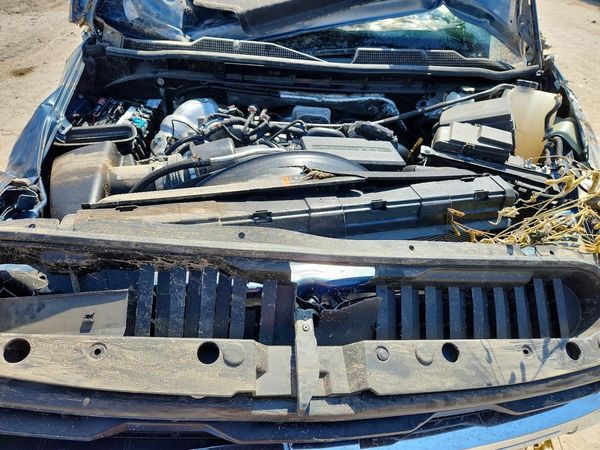 2026 CHEVROLET SILVERADO LT — Engine bay