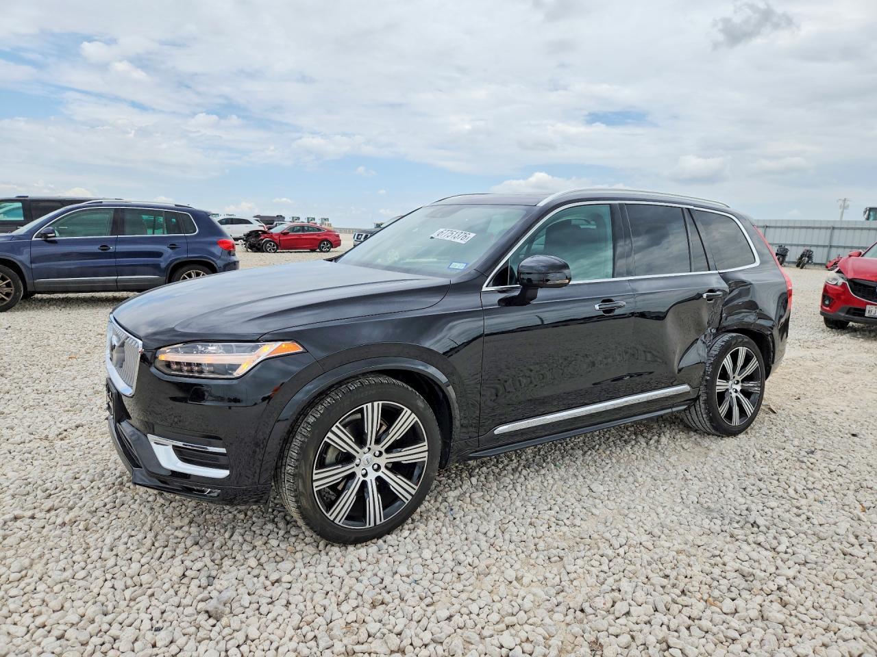 2020 VOLVO XC90