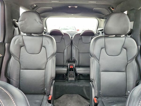 2020 VOLVO XC90