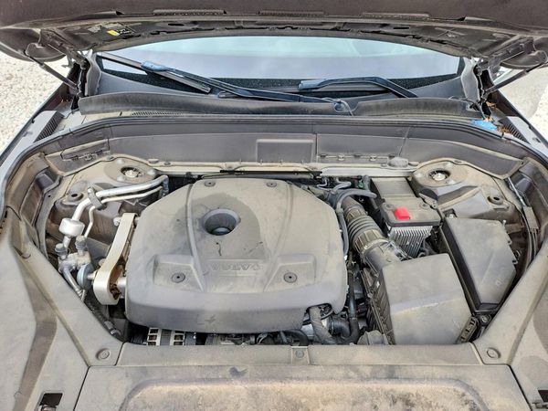 2020 VOLVO XC90