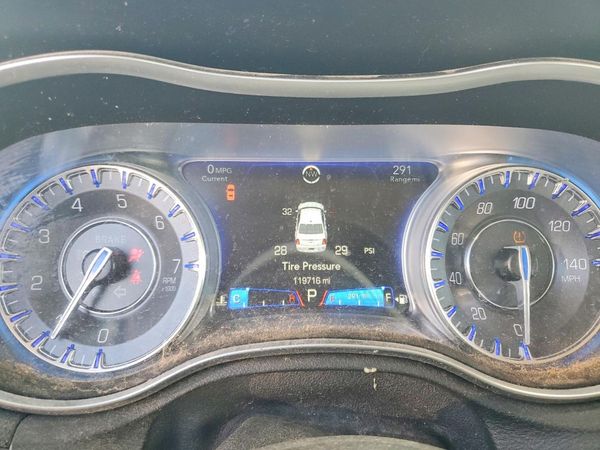 2017 CHRYSLER 300 — ODOM
