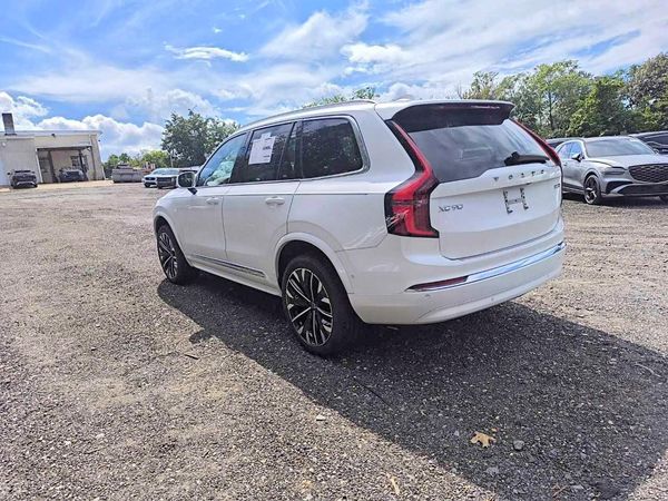 2026 VOLVO XC90