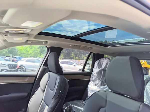 2026 VOLVO XC90
