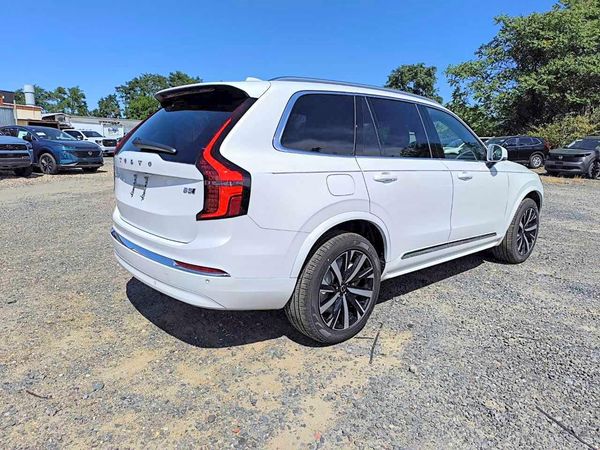 2026 VOLVO XC90