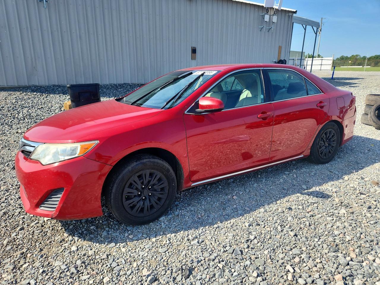 2014 TOYOTA CAMRY