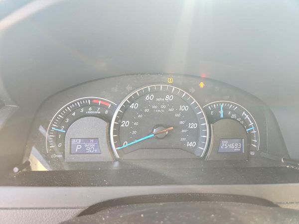 2014 TOYOTA CAMRY
