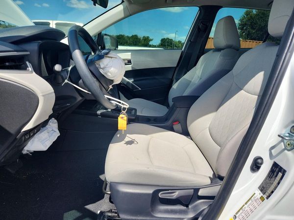 2026 TOYOTA COROLLA CROSS — DENT