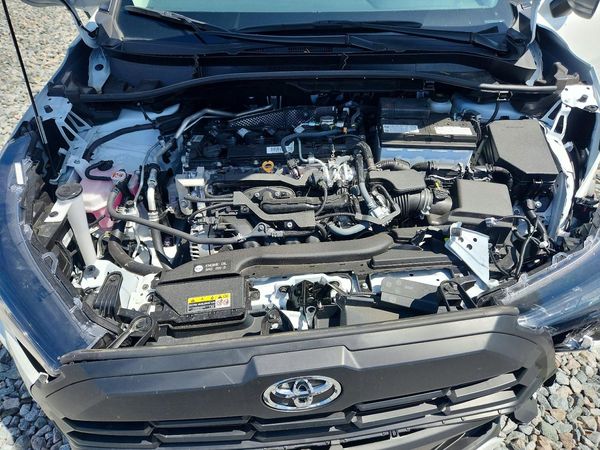 2026 TOYOTA COROLLA CROSS — Engine bay
