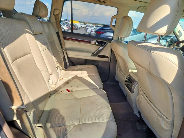 2013 LEXUS GX 460 Base