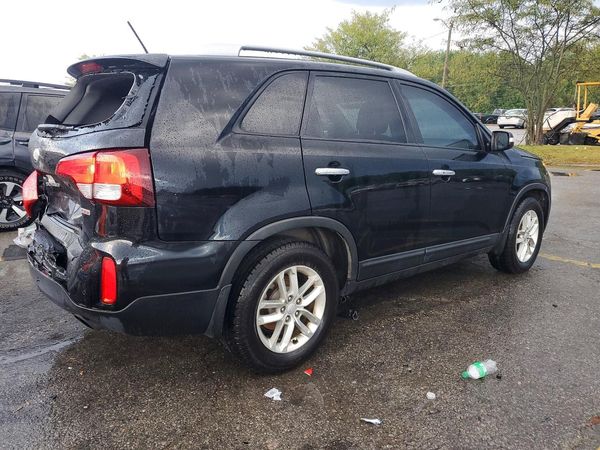 2014 KIA SORENTO