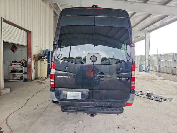 2014 MERCEDES-BENZ SPRINTER Standard / High