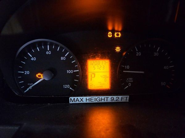 2014 MERCEDES-BENZ SPRINTER Standard / High