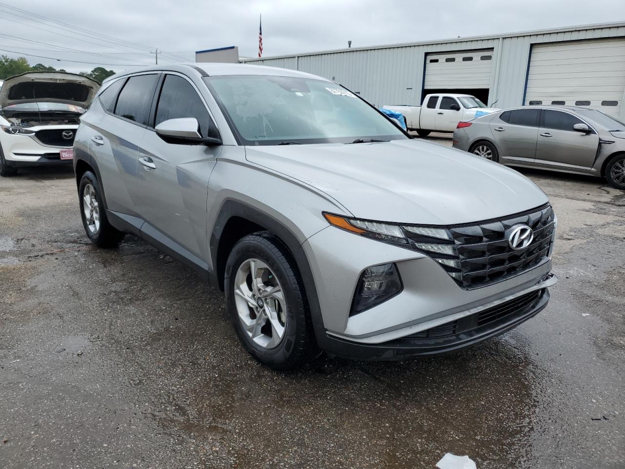 2024 HYUNDAI TUCSON SE
