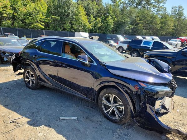 2024 LEXUS RX 350 — Passenger 3/4
