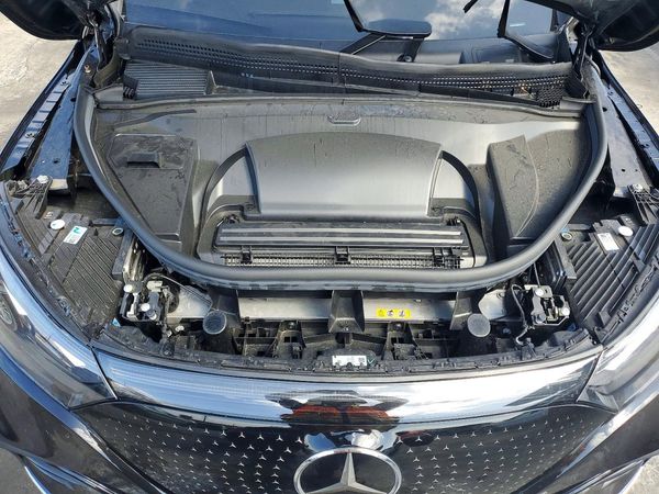 2024 MERCEDES-BENZ EQE SUV — Engine bay