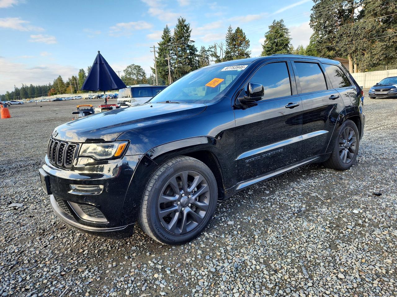 2018 JEEP CHEROKEE Overland — Front 3/4