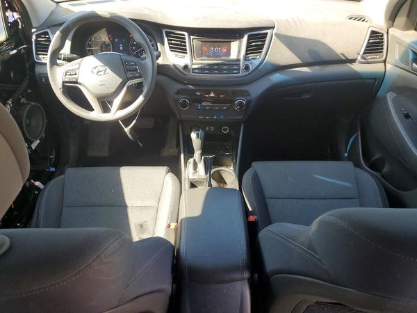 2018 HYUNDAI TUCSON SE Standard